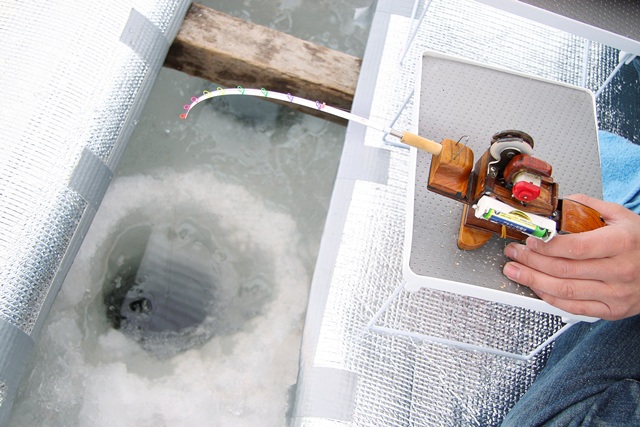 桧原湖ワカサギ釣り